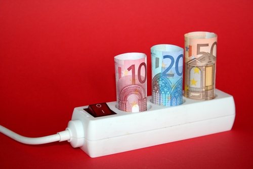 Die Vielfalt der Strom-Anbieter birgt ein ein Sparpotential für den Kunden - Strom, Geld, Energie.