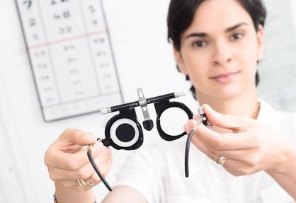 PKV: Beiträge steigen ab Mai teils deutlich - Optiker, Brillenzusatzversicherung, Arzt, Augenarzt.